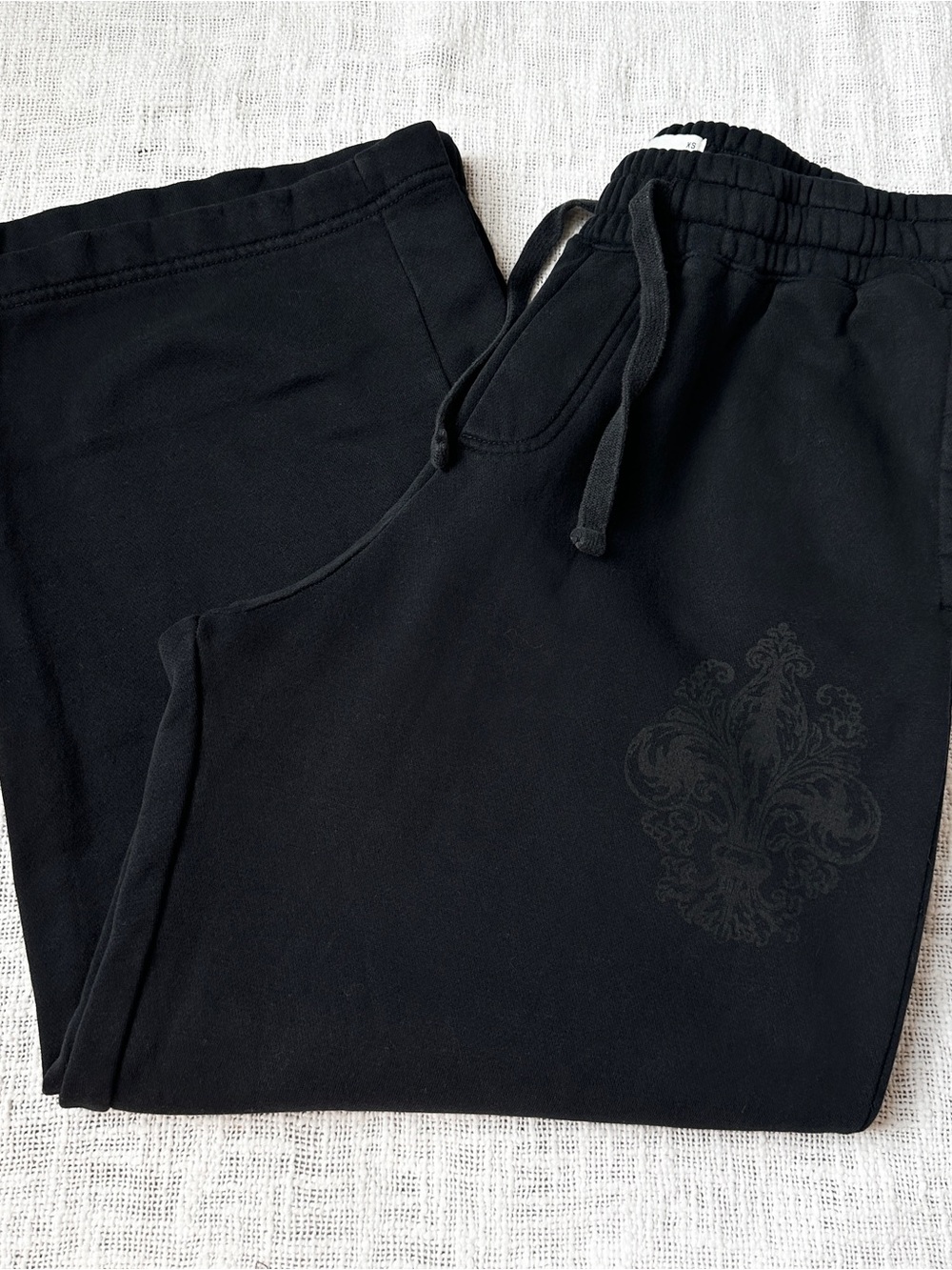 Hollister Men's Feel Good Graphic Super Baggy Sweatpants ♣️ Size XS